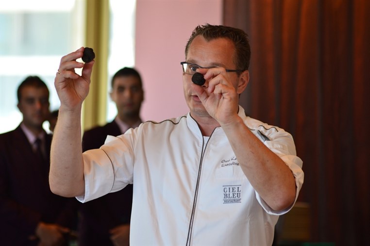 Cooking Class with Chef Onno Kokmeijer 